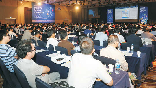 이노뎁은 9일 서울 양재동 더K호텔에서 콘퍼런스를 개최하고 다양한 영상통합관리솔루션을 선보였다.    이노뎁 제공